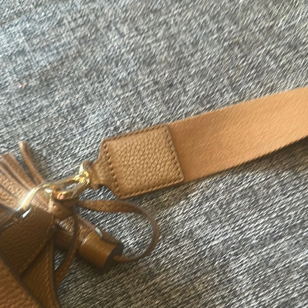 Tory Burch Tan Leather Shoulder Bag - Picture 5 of 7